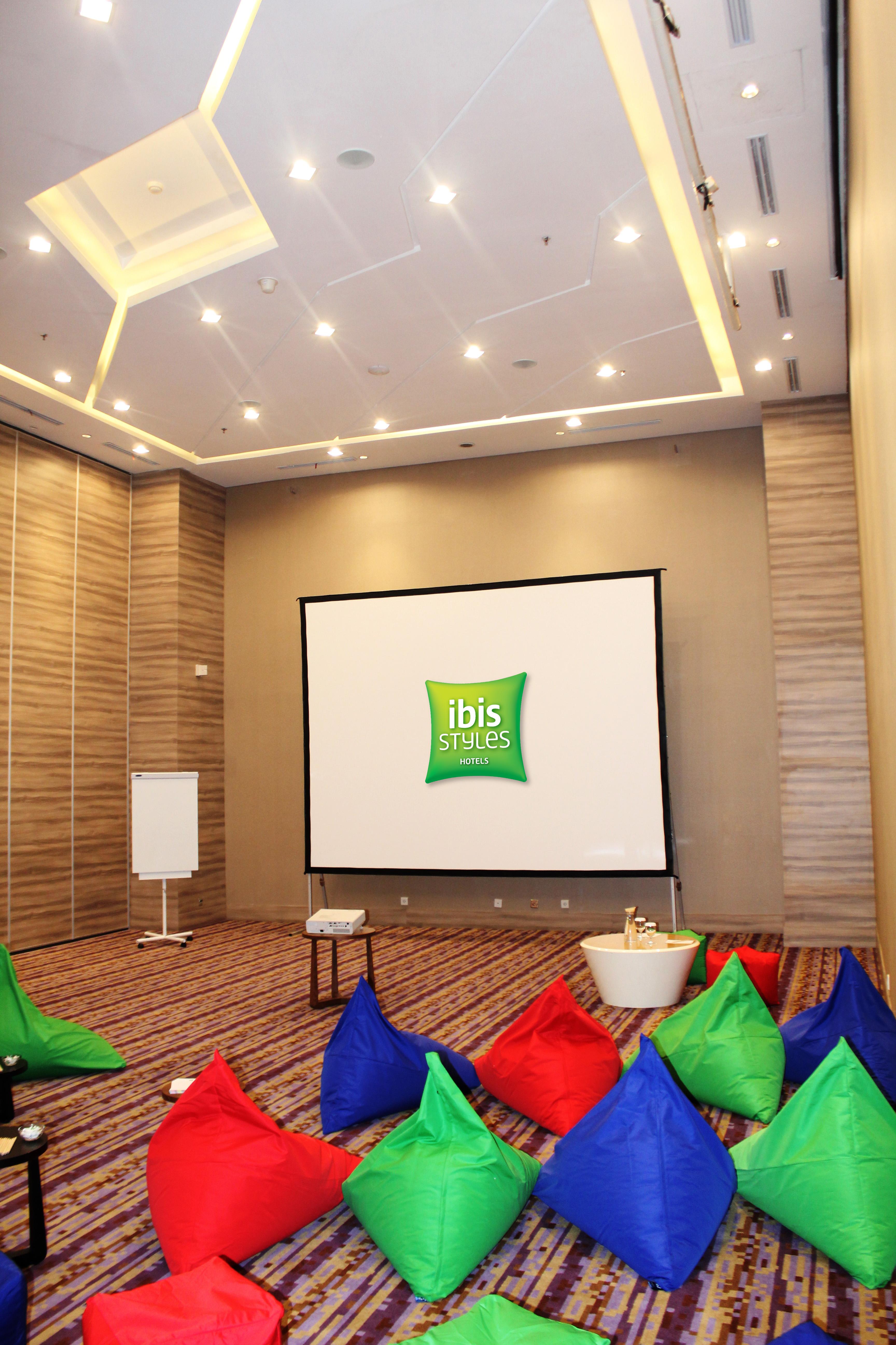 Ibis Styles Jakarta Mangga Dua Square Extérieur photo