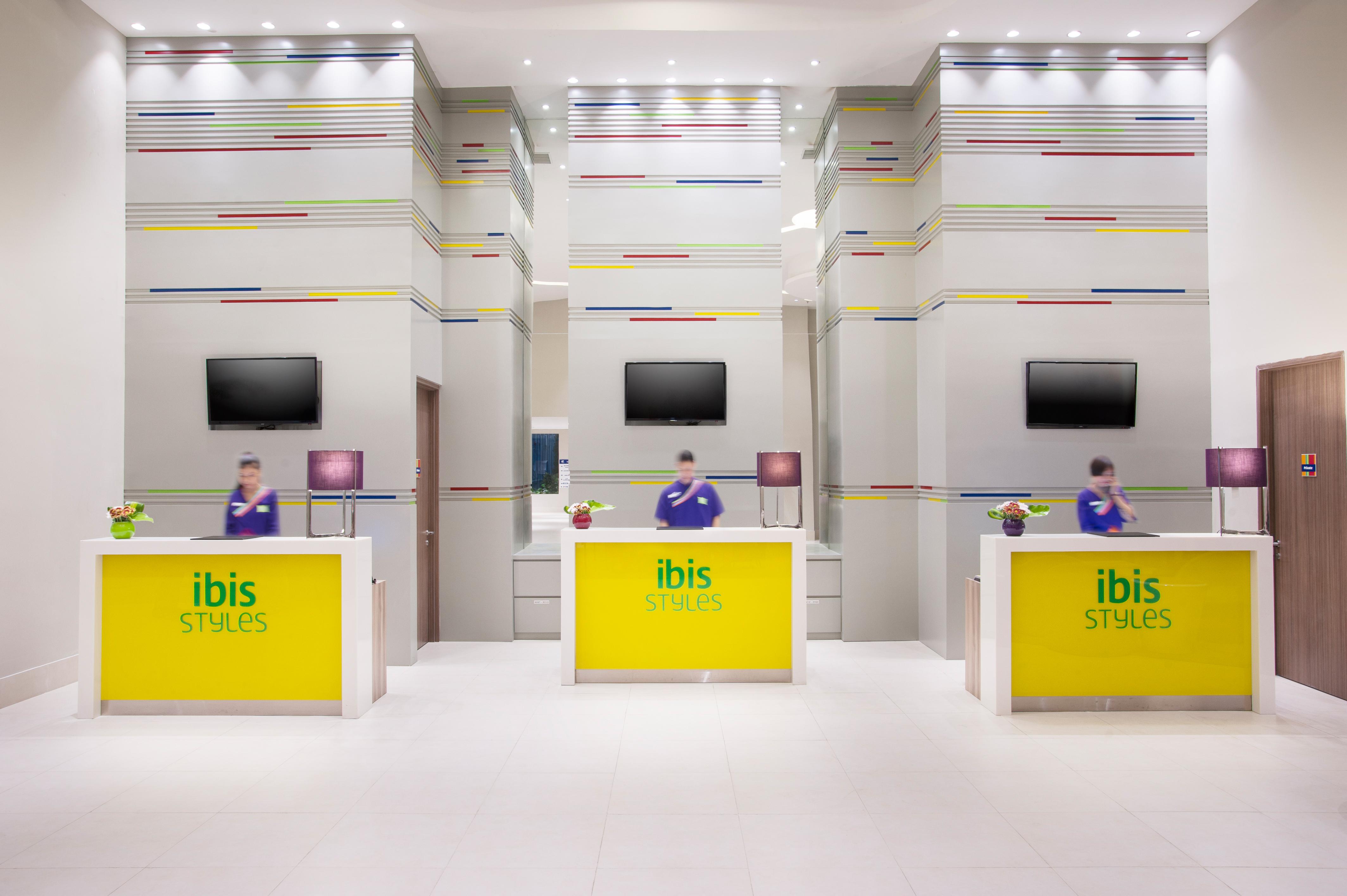 Ibis Styles Jakarta Mangga Dua Square Extérieur photo