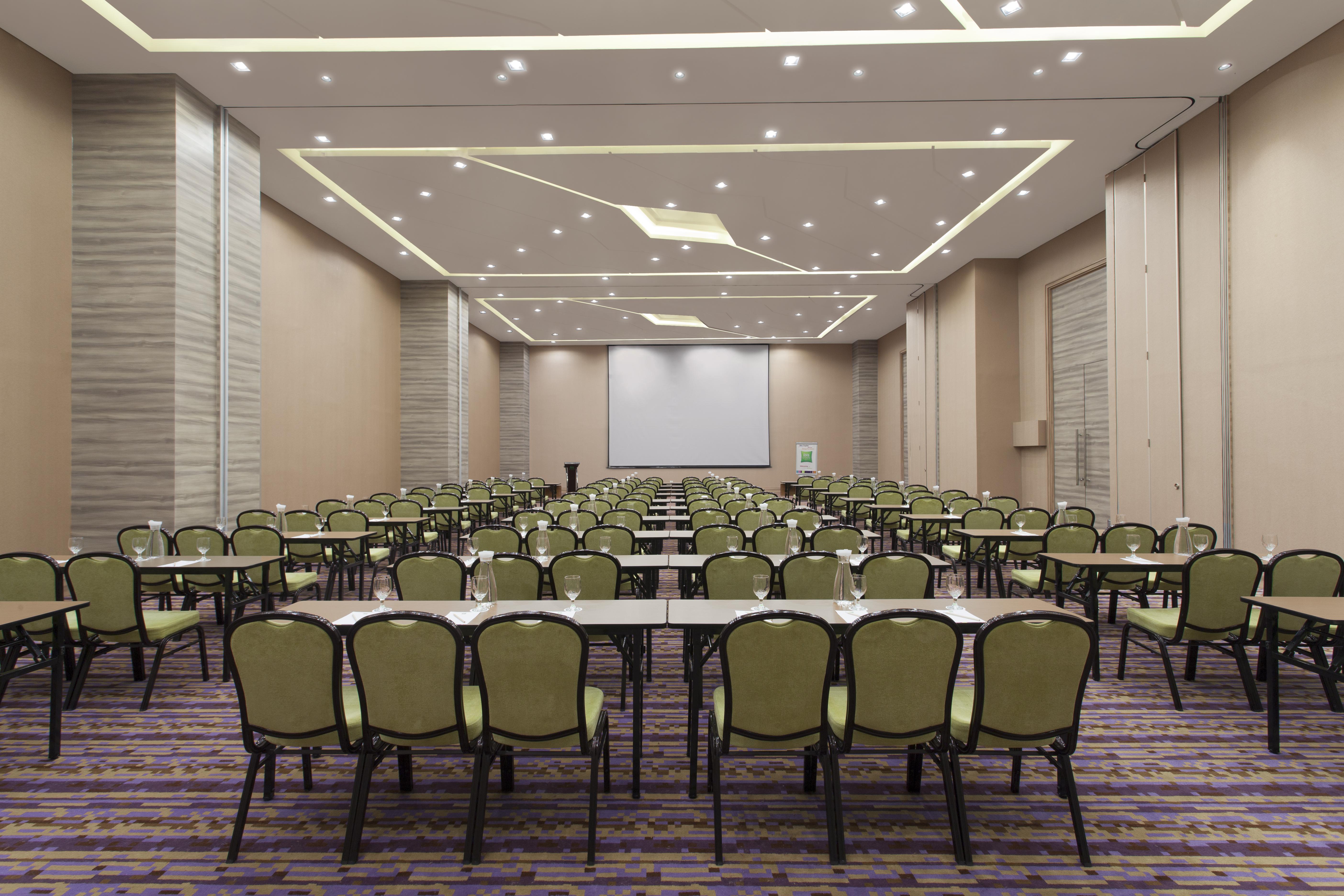 Ibis Styles Jakarta Mangga Dua Square Extérieur photo