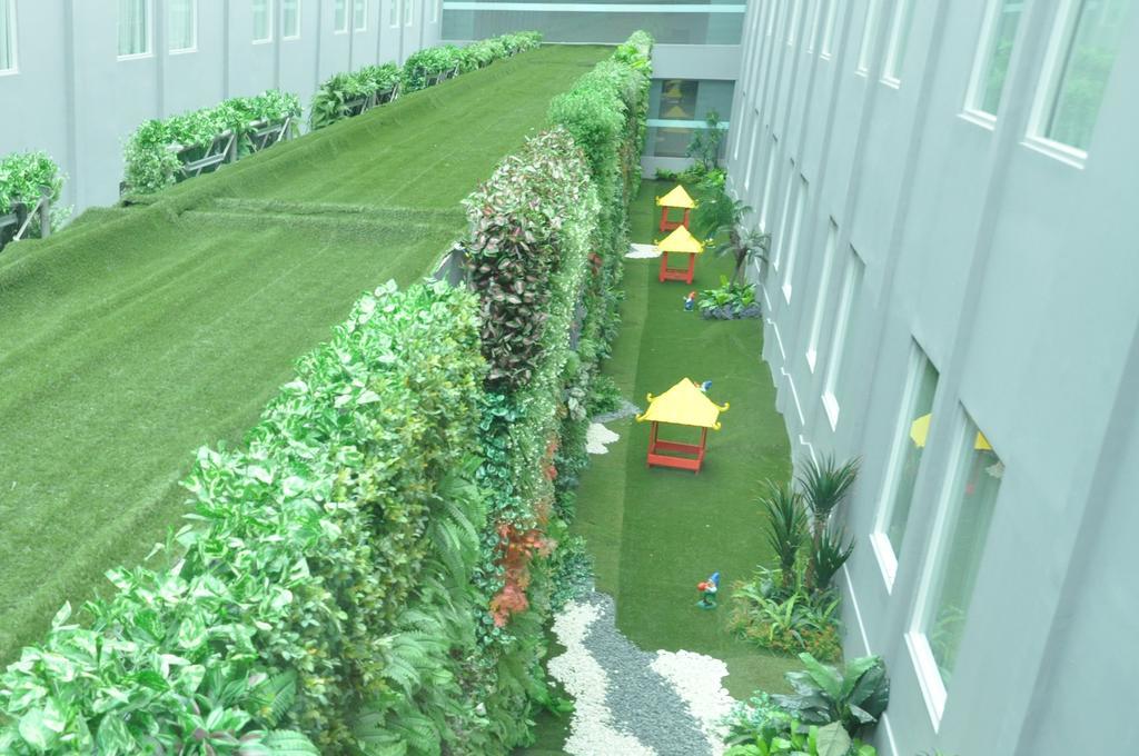 Ibis Styles Jakarta Mangga Dua Square Extérieur photo